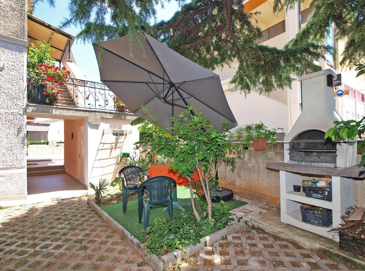 Apartments Jasna 1128 Fazana Exterior photo