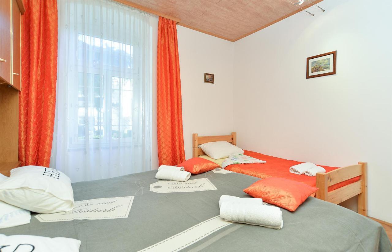 Apartments Jasna 1128 Fazana Exterior photo